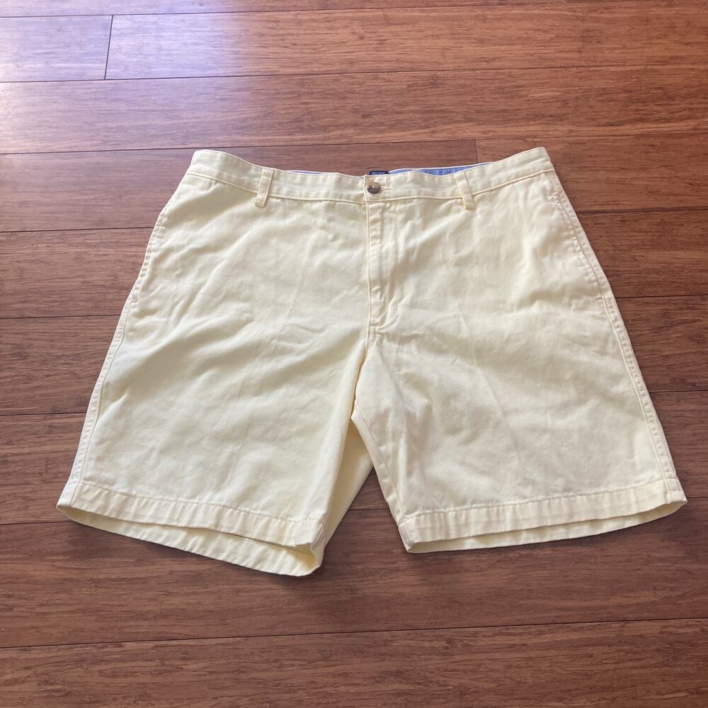 Chaps Men’s Yellow Shorts, Size 38